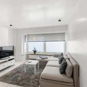 Appartement Sunny 500m From The Beach Oostend